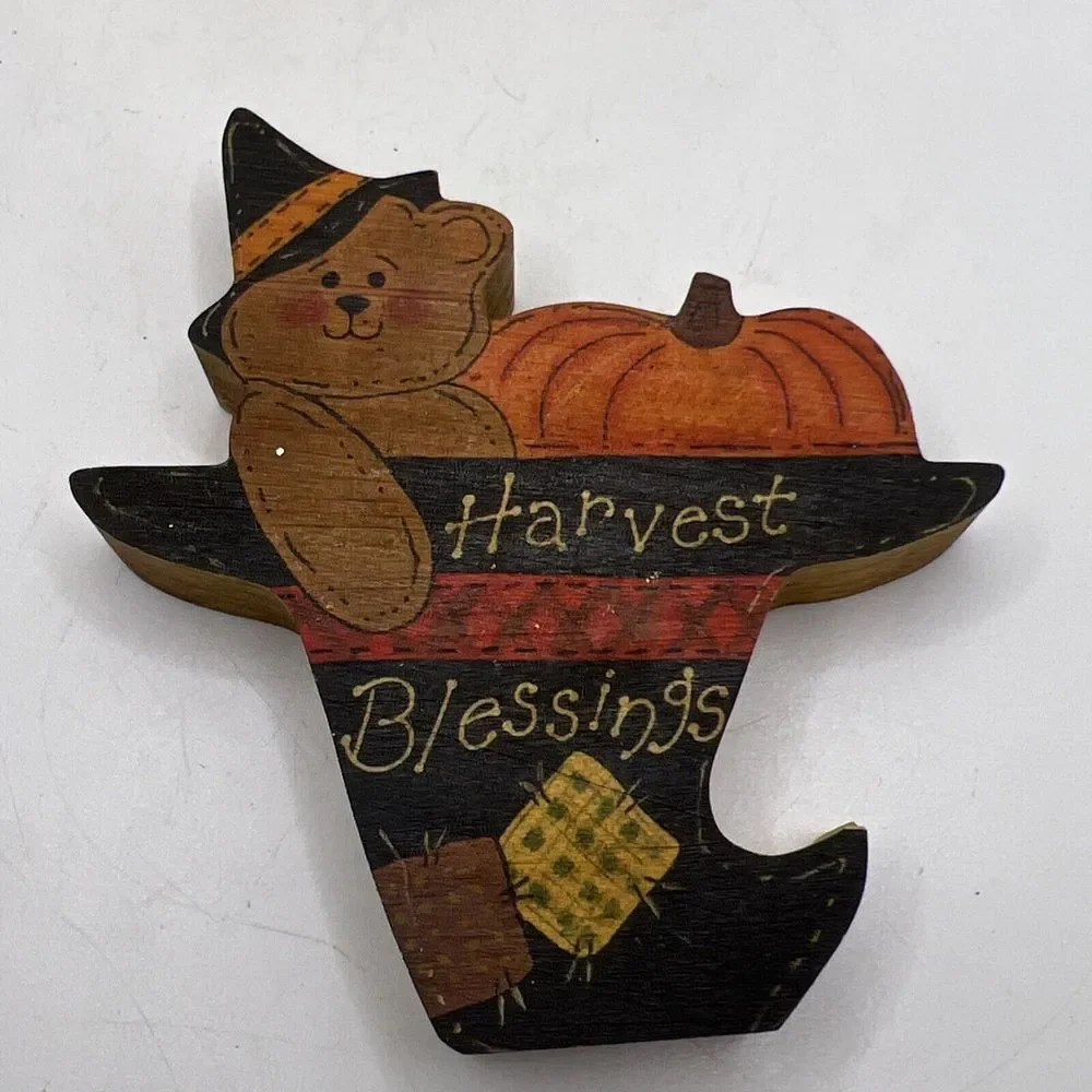 Hand‎ Painted Wooden Home Decor - 4 Easter, 1 Halloween, 1 Best Friends, 1 Bunny